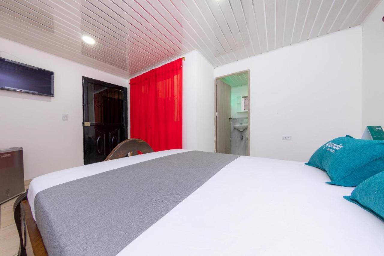 Hotel Vegas Sergio Medellín Extérieur photo