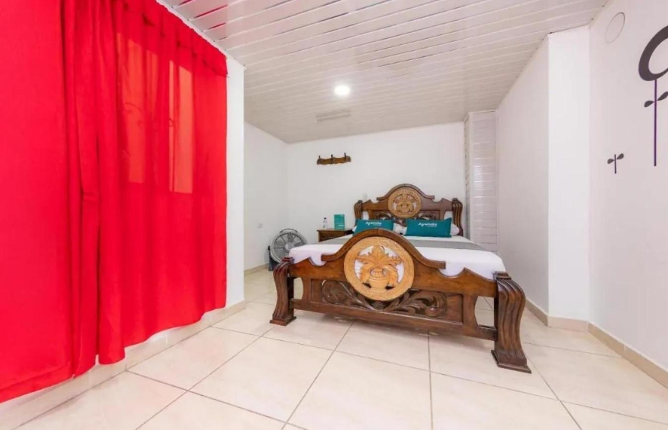Hotel Vegas Sergio Medellín Extérieur photo
