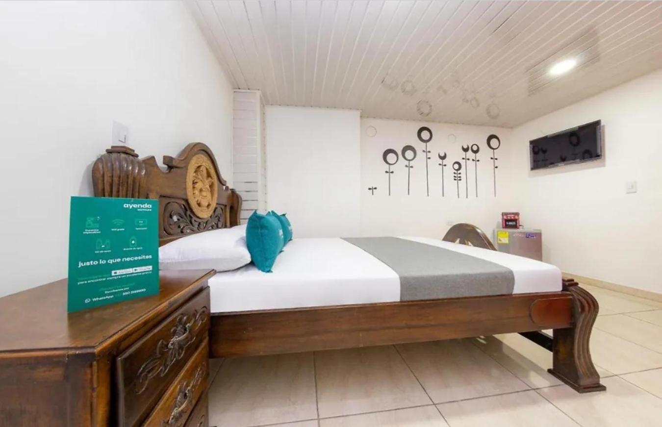 Hotel Vegas Sergio Medellín Extérieur photo
