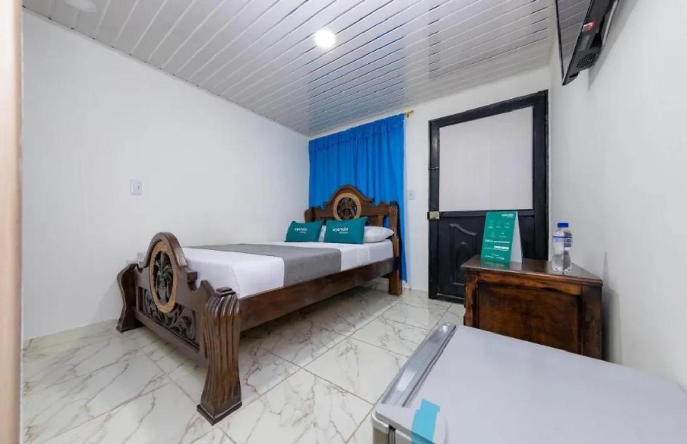 Hotel Vegas Sergio Medellín Extérieur photo