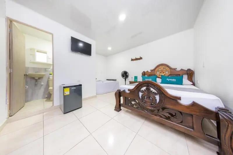 Hotel Vegas Sergio Medellín Extérieur photo